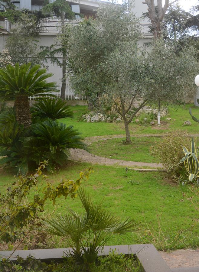 B&B Villa Garden Bisceglie Exterior foto